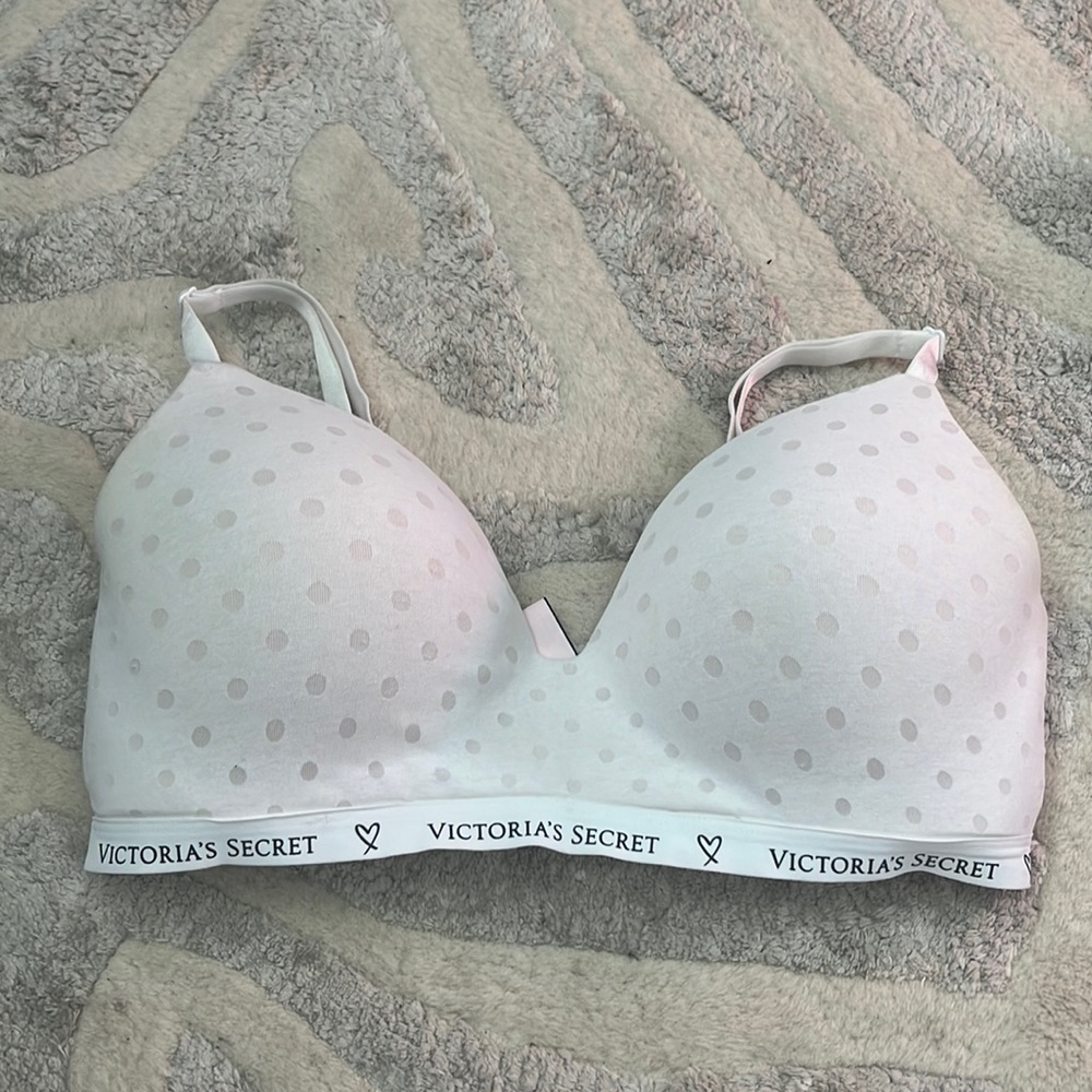 Victoria Secret wireless bra 36 D